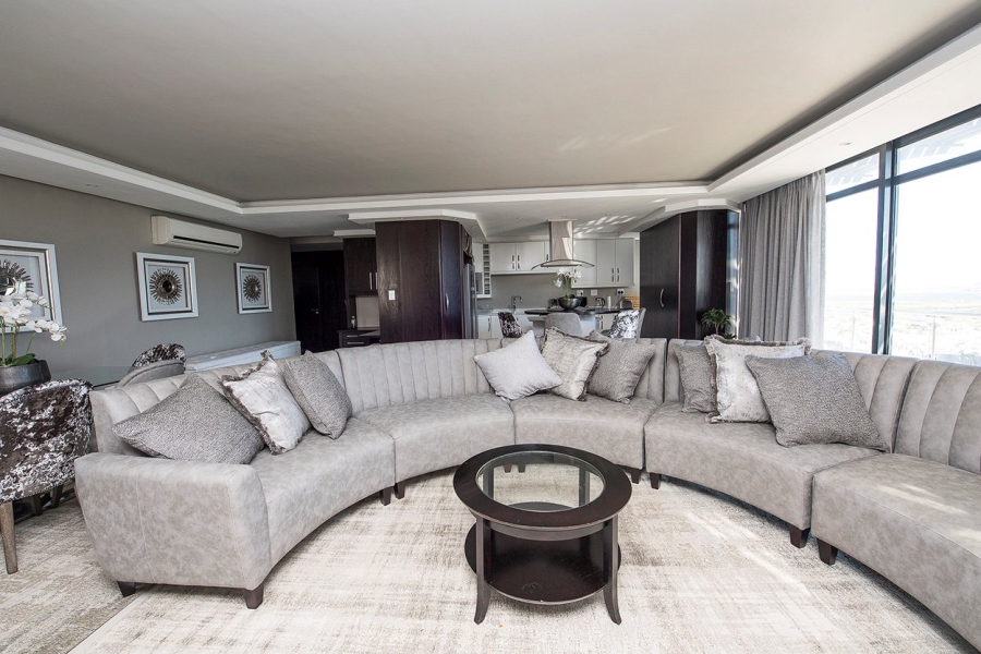 3 Bedroom Property for Sale in Waves Edge Western Cape